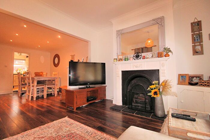 2 Bedroom End Of Terrace House For Sale In King Street, Potton, Bedfordshire, SG19