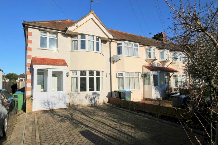 3 Bedroom End Of Terrace House To Rent In Clarence Avenue, New Malden, KT3