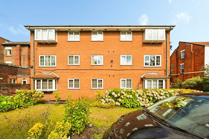 2 Bedroom Flat For Sale In Penkett Road, Wallasey, CH45