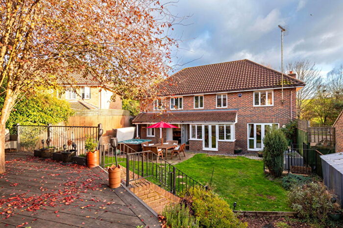 5 Bedroom Detached House For Sale In Discovery Road, Bearsted, Maidstone, ME15