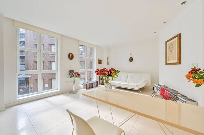 1 Bedroom Flat For Sale In Cock Lane, Farringdon, London, EC1A