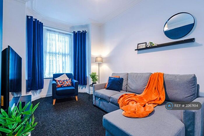 3 Bedroom Terraced House To Rent In Church Avenue, Salford, M6