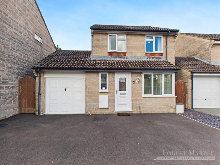 3 Bedroom Detached House For Sale In Hyatt Place, Shepton Mallet, BA4