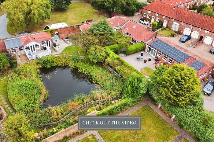 5 Bedroom Detached House For Sale In Camerton Hall Lane, Camerton, Hull, HU12