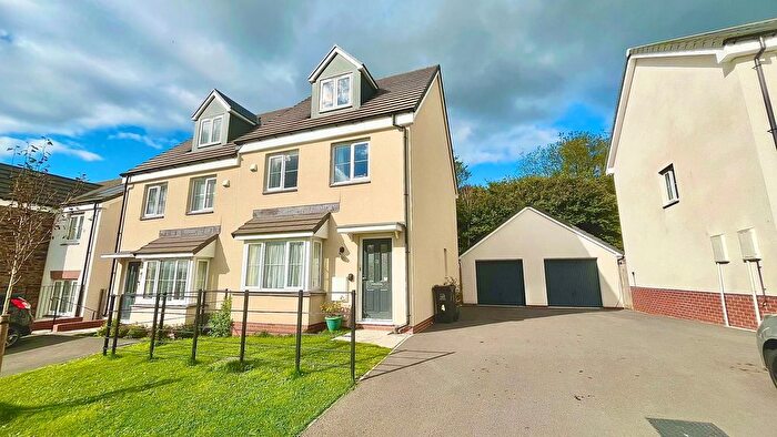 3 Bedroom Semi-Detached House For Sale In Hazel Lane, Saxon Gate, Ivybridge, PL21