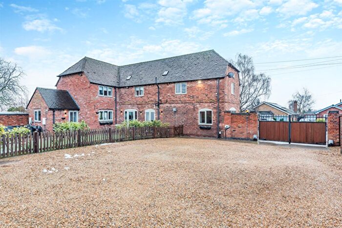 4 Bedroom Barn Conversion For Sale In Lazy Hill, Stonnall, Walsall, WS9