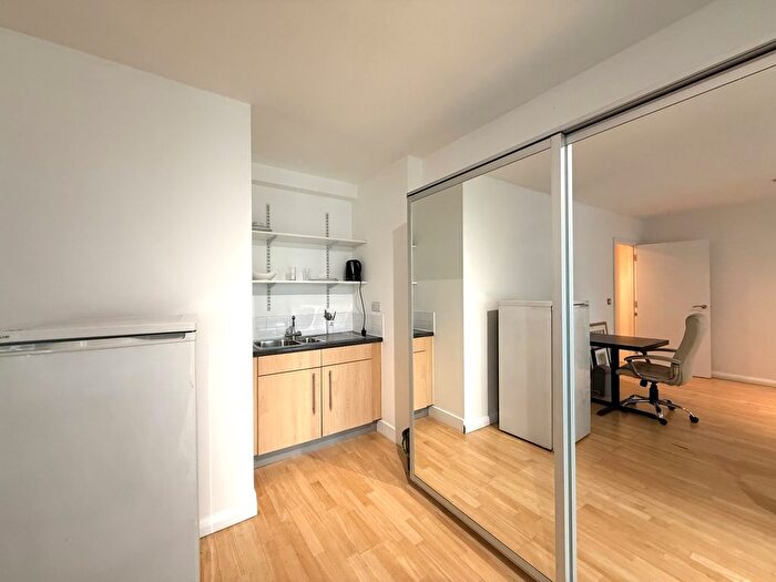 3 Bedroom Flat To Rent In , Pickford Street, Ancoats, Manchester, M4