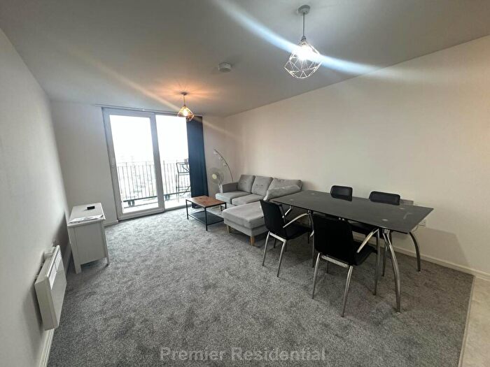 2 Bedroom Apartment To Rent In Stillwater Drive, Manchester, M11