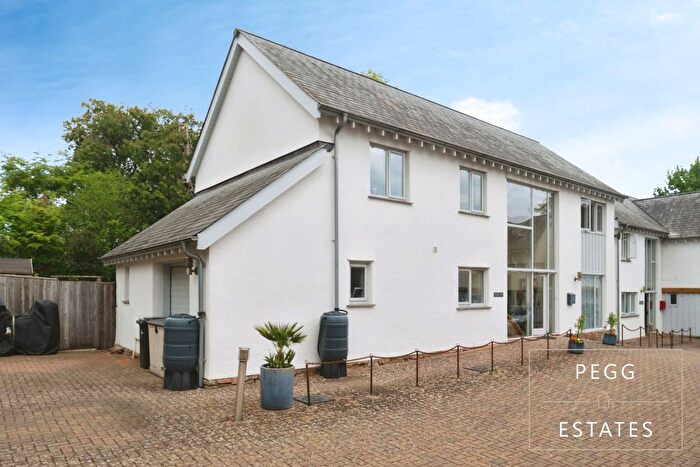 4 Bedroom Detached House For Sale In Bramley Halt, Torquay, TQ2