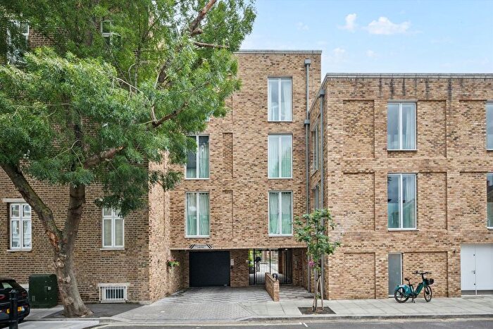 1 Bedroom Flat To Rent In Sinclair Road, West Kensington, W14