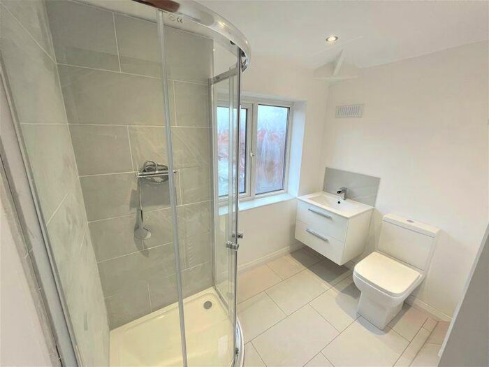 3 Bedroom Detached House To Rent In Parkstone Drive, Manchester, M27