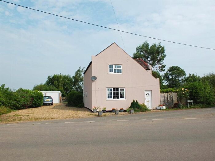 3 Bedroom Detached House For Sale In Blazegate, Gedney, PE12