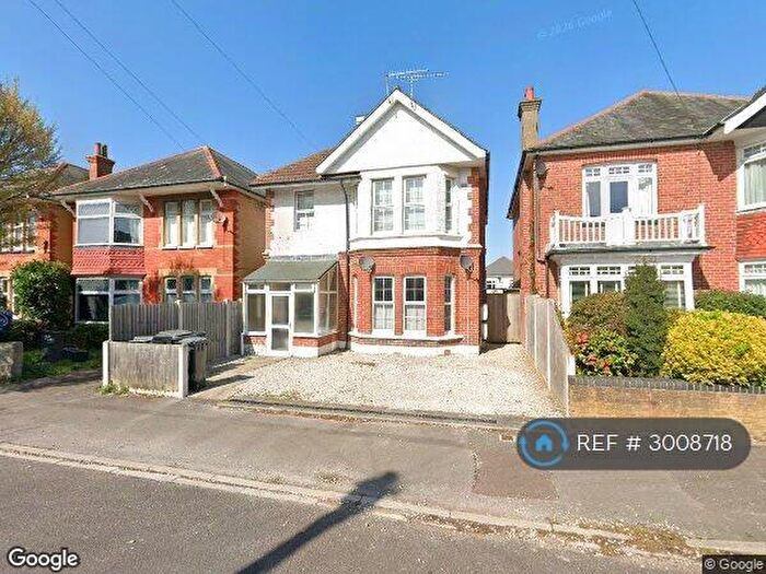 2 Bedroom Flat To Rent In Fitzharris Avenue, Bournemouth, BH9