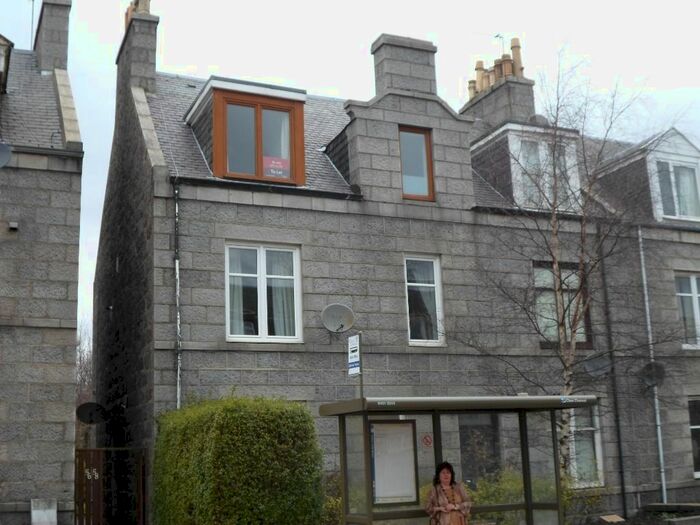 1 Bedroom Flat To Rent In Broomhill Road, Aberdeen, AB10