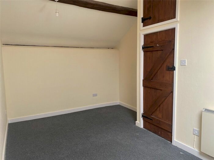 2 Bedroom End Of Terrace House To Rent In Caerhowel Mews, Caerhowel, Montgomery, Powys, SY15