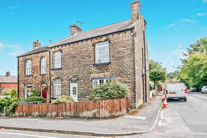 2 Bedroom Terraced House For Sale In Moorside, Cleckheaton, West Yorkshire, BD19