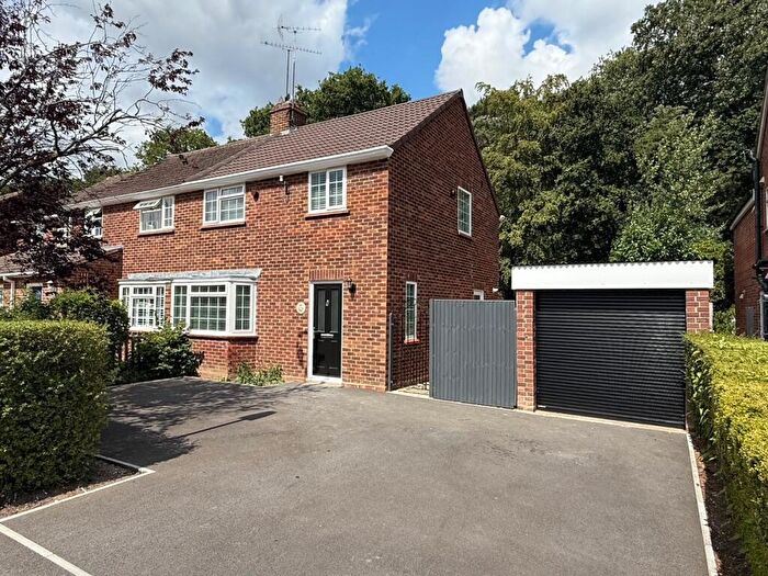 3 Bedroom Semi-Detached House To Rent In Beechwood Close, Ascot, SL5