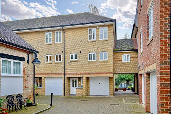 2 Bedroom Town House For Sale In Chandlers Wharf, St Neots, PE19