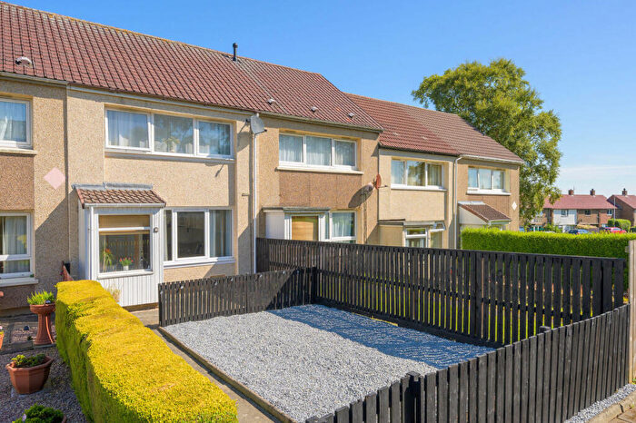 2 Bedroom Terraced House For Sale In Craigmount, Kirkcaldy, KY2