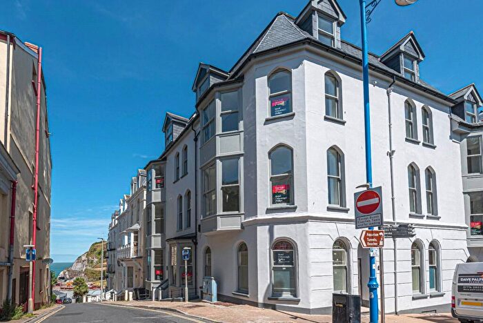 1 Bedroom Flat To Rent In Sommers Crescent, Ilfracombe, Devon, EX34