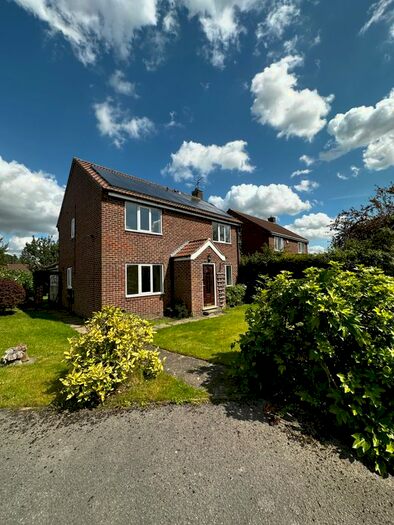 4 Bedroom Property To Rent In Milford Way, Haxby, York, YO32