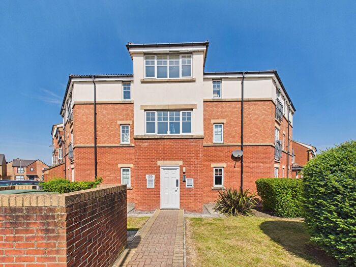 2 Bedroom Flat For Sale In Foster Drive, Gateshead, NE8