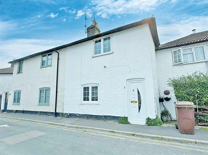 3 Bedroom End Of Terrace House For Sale In Bull Lane, Newington, Sittingbourne, ME9