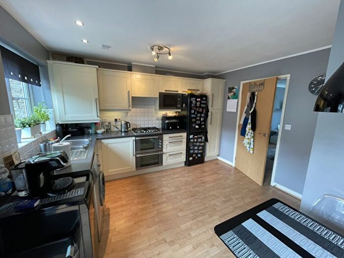 2 Bedroom Town House For Sale In Clifton Street, Burnley, BB12