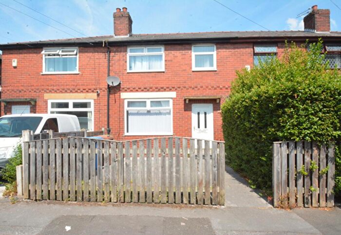2 Bedroom Terraced House For Sale In Waverley Crescent, Droylsden, M43