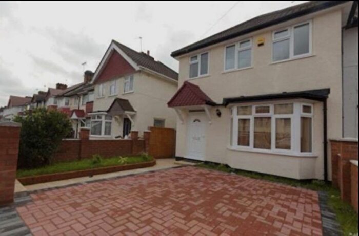 5 Bedroom End Of Terrace House To Rent In Tokyngton Avenue, Wembley, Greater London, HA9
