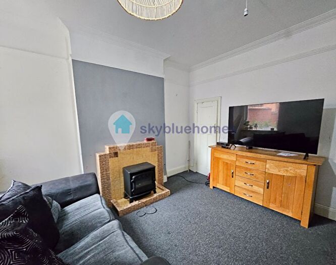 3 Bedroom Terraced House To Rent In Conway Road, Leicester, LE2