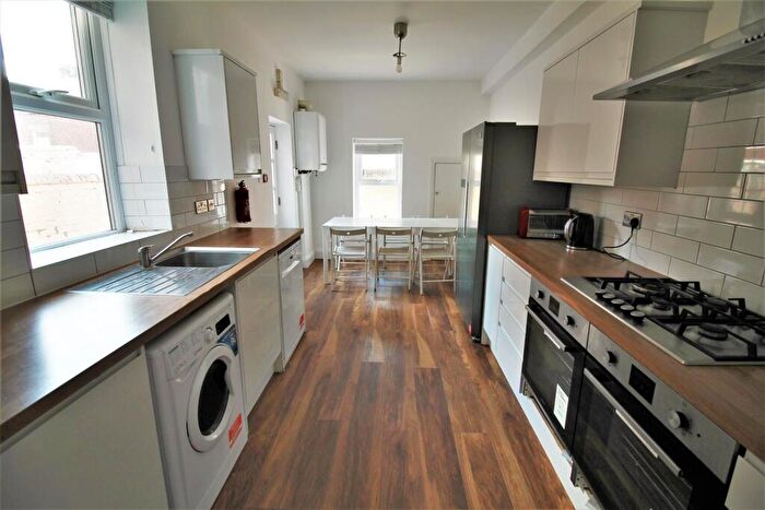 7 Bedroom Terraced House To Rent In Sunbury Avenue, Jesmond, NE2