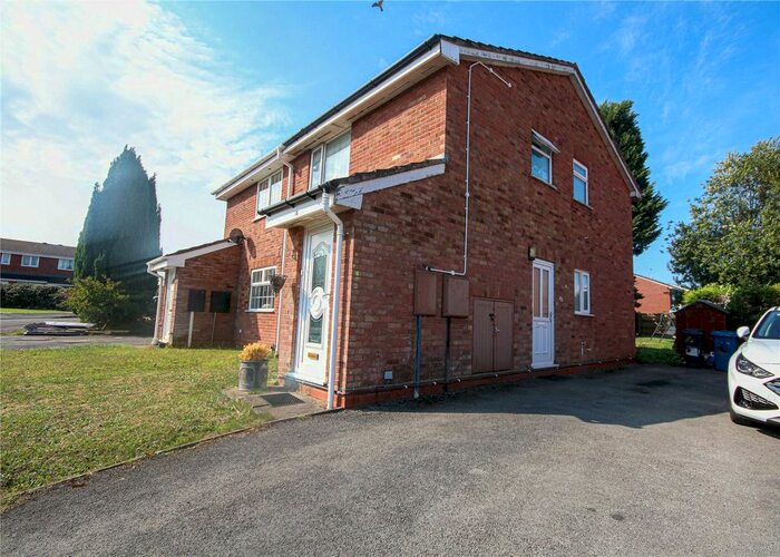 1 Bedroom Maisonette To Rent In Cheviot, Wilnecote, Tamworth, Staffordshire, B77