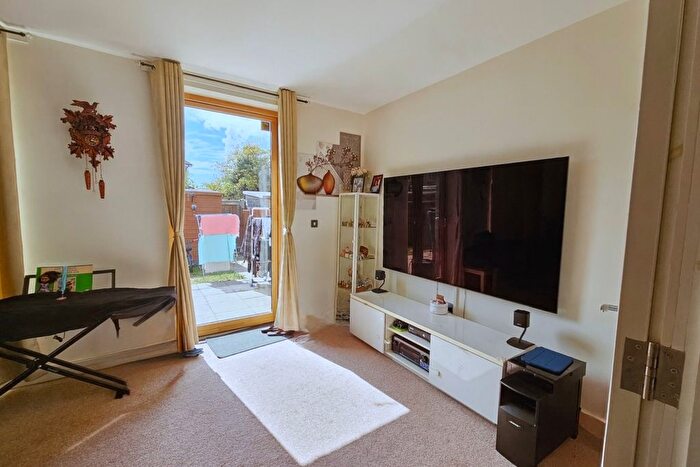 4 Bedroom Terraced House To Rent In Baynes Crescent, Dagenham, RM10