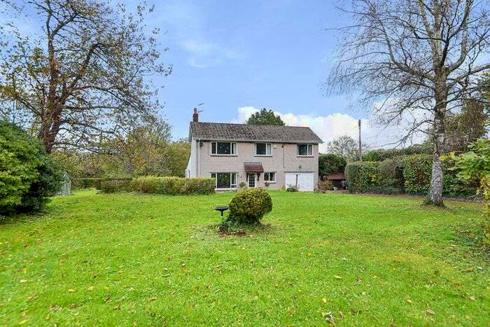 3 Bedroom Property For Sale In Highmoor Hill, Caerwent, Monmouthshire, NP26