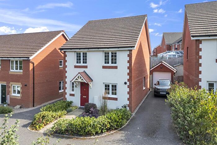 4 Bedroom Detached House For Sale In Harold Close, Ottery St. Mary, EX11