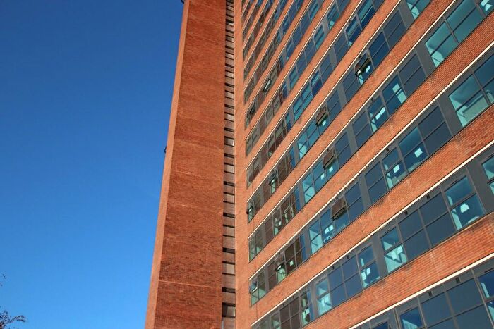 1 Bedroom Apartment To Rent In Large -bed, Westpoint, Chester Road, M16