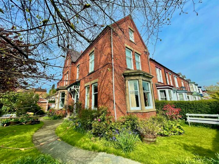 2 Bedroom Flat To Rent In Woodland Terrace, Darlington, Durham, DL3