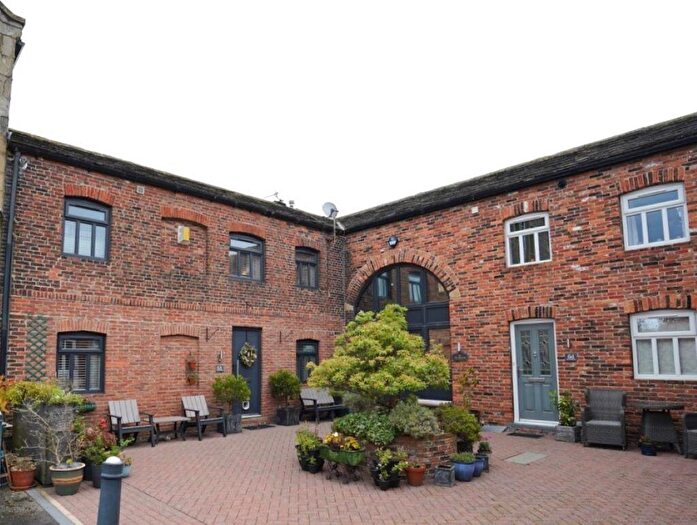 2 Bedroom Cottage For Sale In Far End Lane, Honley, Holmfirth, HD9