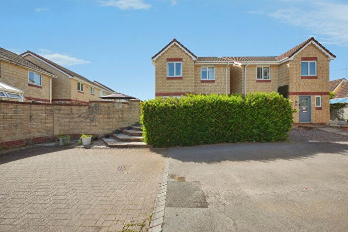 3 Bedroom Detached House For Sale In Oak Road, Chippenham, SN14