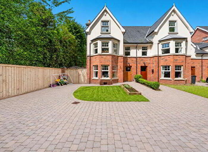 5 Bedroom Semi-Detached House For Sale In C Wilshere Drive, Belfast, BT4