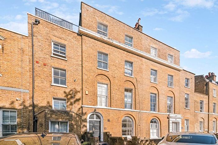 2 Bedroom Flat To Rent In Clapham Road, Clapham, SW9