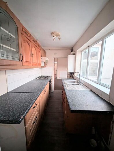 2 Bedroom End Of Terrace House To Rent In Newfield Street, Tunstall, Stoke-On-Trent, ST6