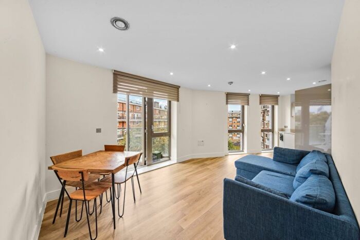 1 Bedroom Flat To Rent In The Grange, London, SE1