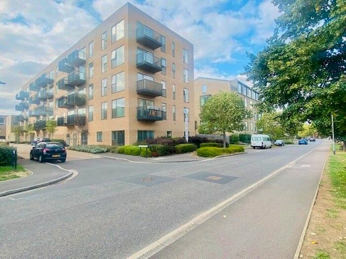 2 Bedroom Flat To Rent In Nine Wells Road, Trumpington, Cambridge, CB2