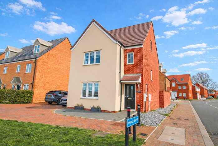 4 Bedroom Detached House For Sale In Brambling Crescent, Old Harlow, CM17