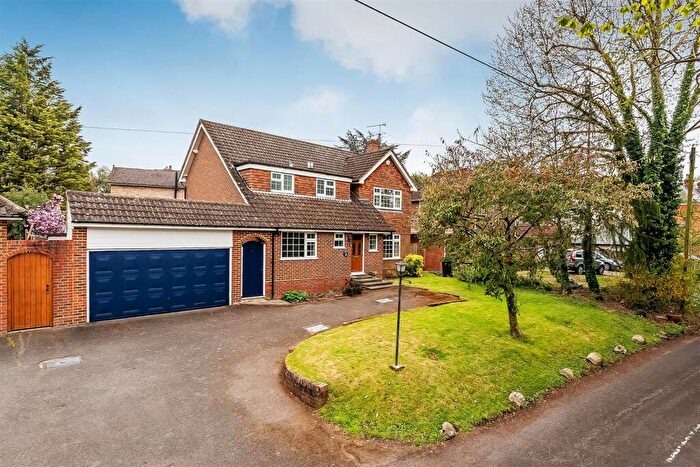 4 Bedroom Detached House For Sale In Agates Lane, Ashtead, KT21
