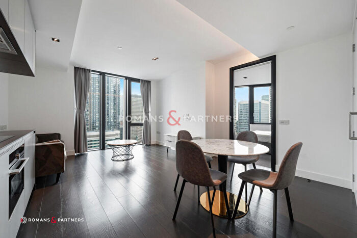 1 Bedroom Apartment To Rent In Amory Tower, Canary Wharf, E14