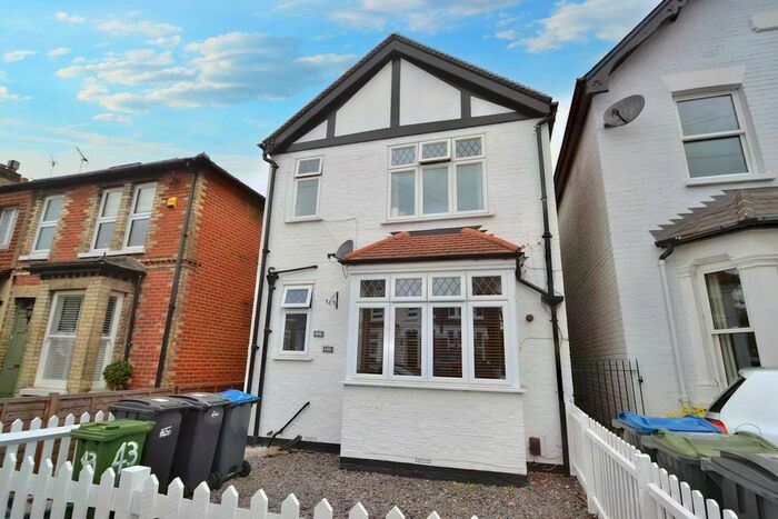 1 Bedroom Flat To Rent In Worthington Road, Tolworth, Surbiton, KT6