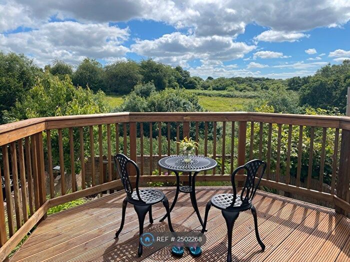 3 Bedroom Terraced House To Rent In Colston Dale, Bristol, BS16